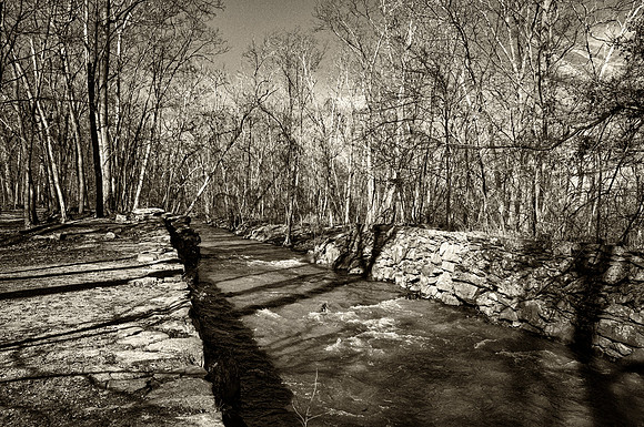 Canal Great Falls NP