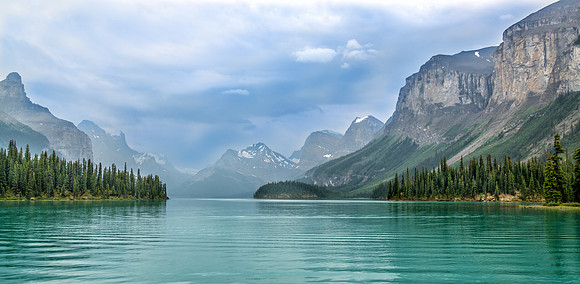 Maligne Lake